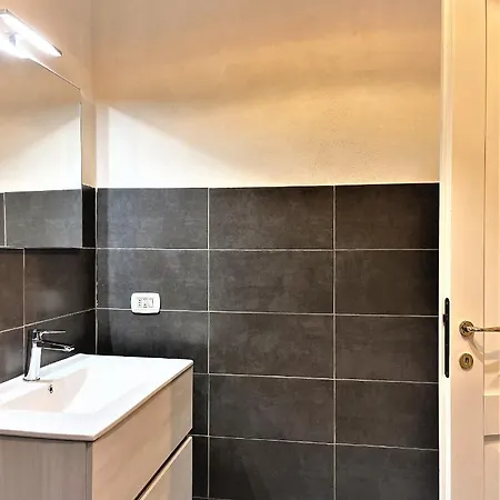 Dimora Fodera Lägenhet *